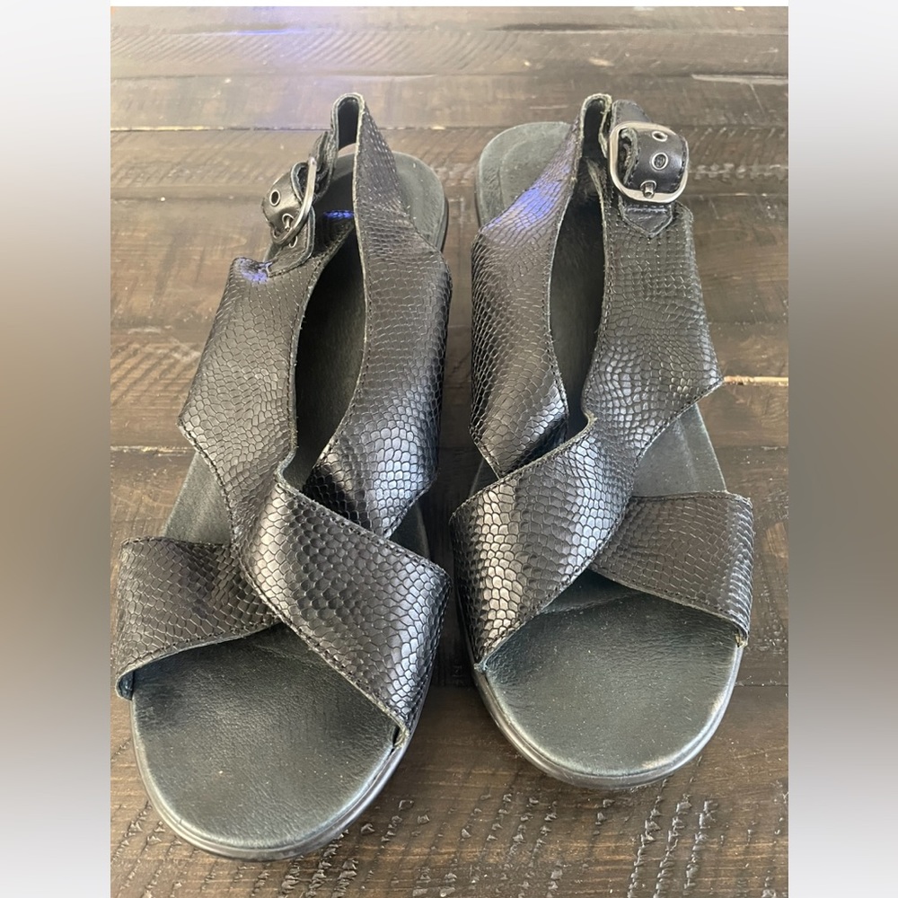 Dansko sandals black snake skin print size 40